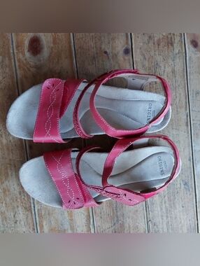 Earth Origins Women's Leather Sandals, Red, Size 11